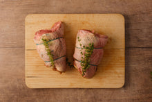 Load image into Gallery viewer, KellyBronze Turkey Thighs